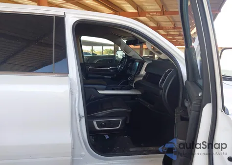 2022 Ram 1500 Laramie 4X4 5'7 Box z USA, uszkodzony, nr VIN 1C6SRFJT9NN208339